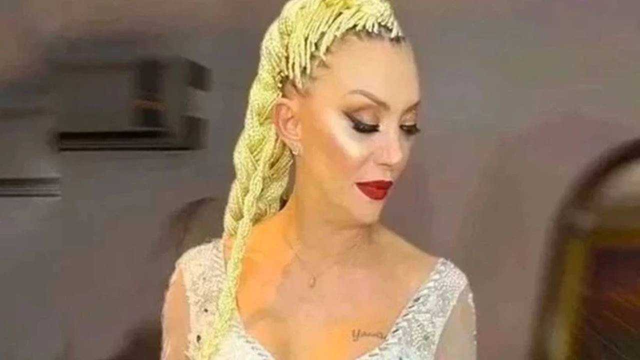 Ünlü Sanatçının Ölümü: Anne-Kızın Son Mesajları Şok Etti 1 Unlu Sanatcinin Olumu Anne Kizin Son Mesajlari Sok Etti 2