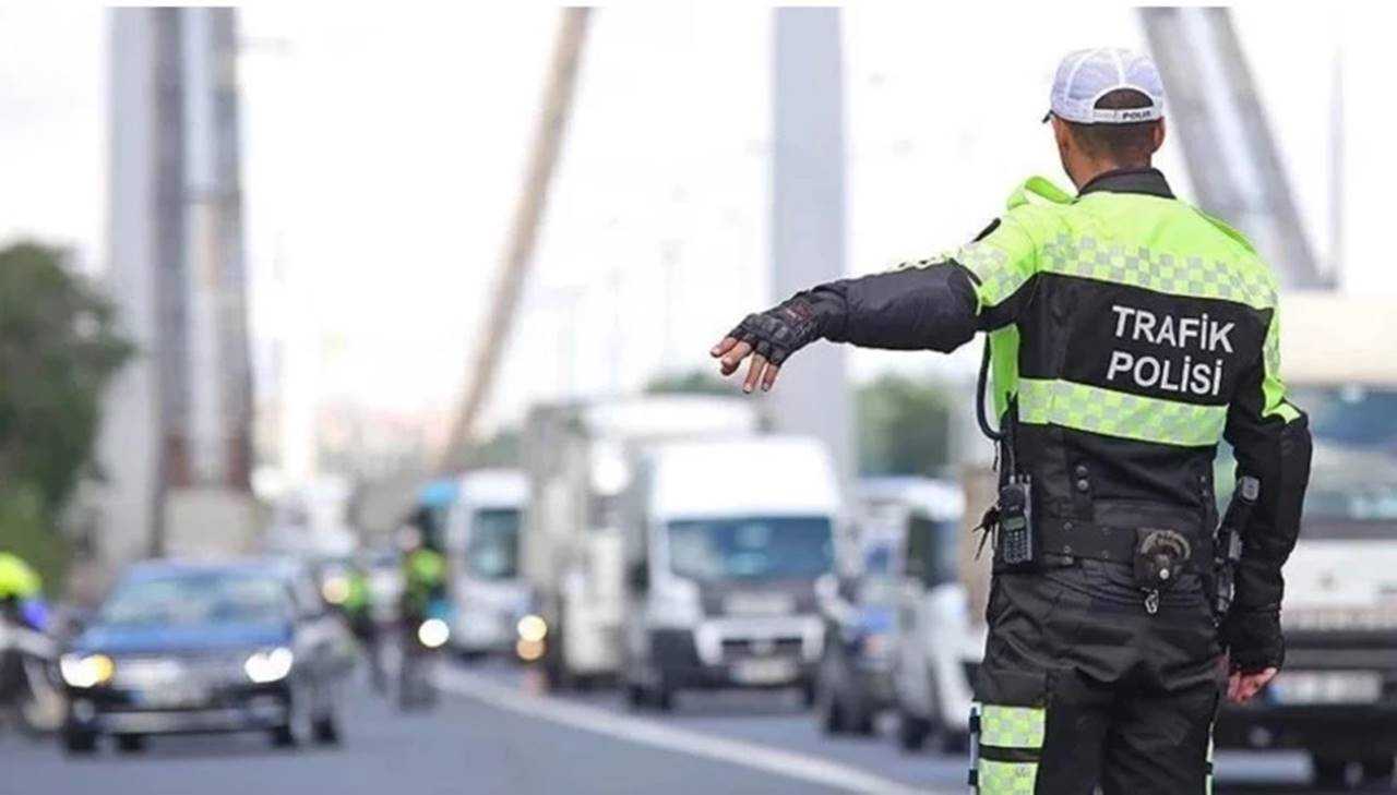 Yeni Trafik Yasası: Ceza Yağmuru Başlıyor 1 Yeni Trafik Yasasi Ceza Yagmuru Basliyor 2