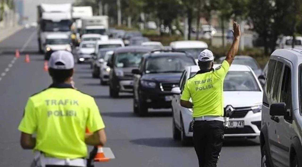 Yeni Trafik Yasası: Ceza Yağmuru Başlıyor 2 Yeni Trafik Yasasi Ceza Yagmuru Basliyor 3