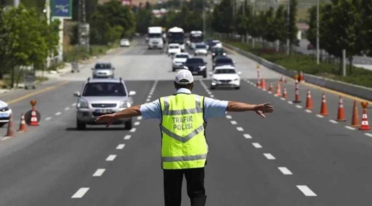 Yeni Trafik Yasası: Ceza Yağmuru Başlıyor 3 Yeni Trafik Yasasi Ceza Yagmuru Basliyor 4