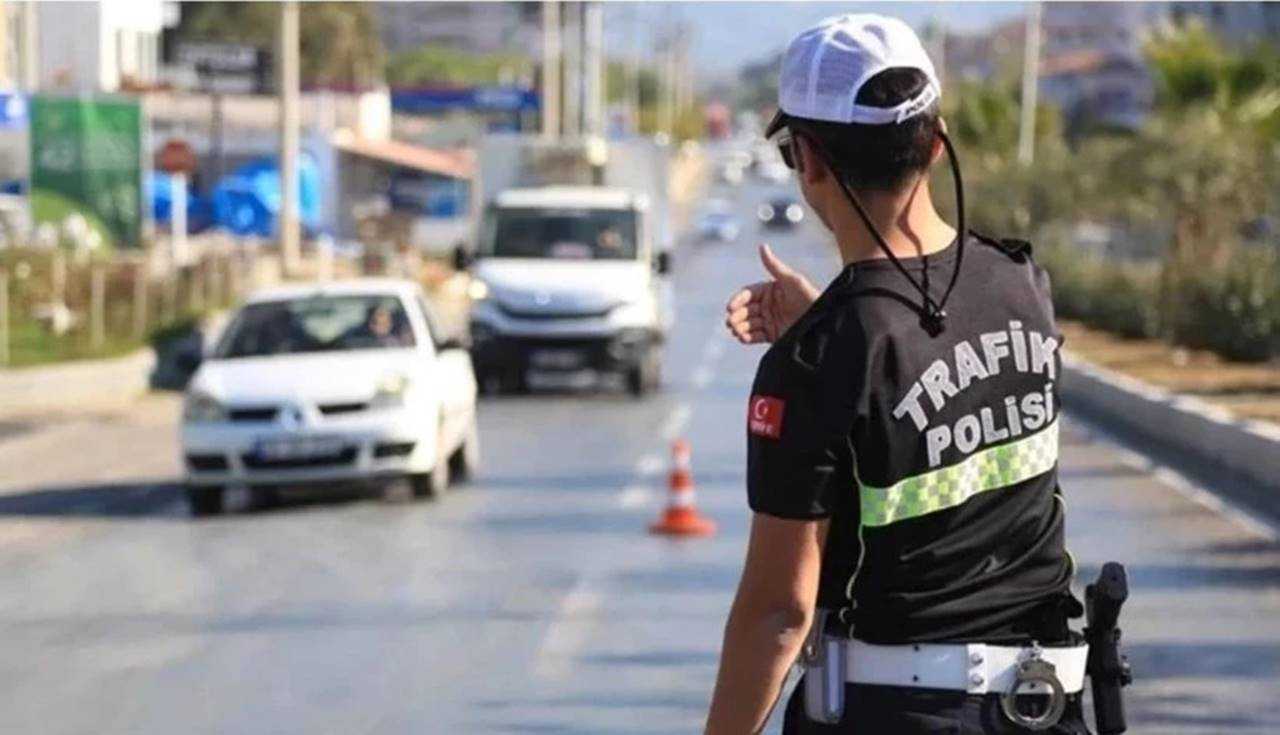 Yeni Trafik Yasası: Ceza Yağmuru Başlıyor 5 Yeni Trafik Yasasi Ceza Yagmuru Basliyor 6