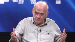 Ahmet Çakar Apar Topar Hastaneye Kaldırıldı