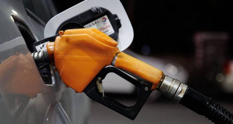Akaryakıta Zam: Benzin ve Motorin Rekor Fiyatla Başlıyor