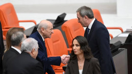 Bahçeli’den Sıcak Jest: DEM Parti Liderlerine Çay Daveti