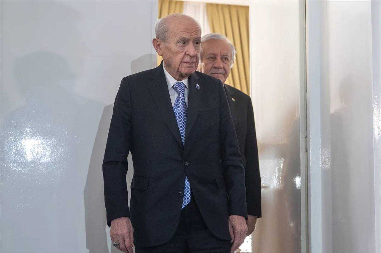 Bahçeli–DEM Heyeti Görüşmesinde Yeni Aşama Mesajı 12 Bahceli–DEM Heyeti Gorusmesinde Yeni Asama Mesaji 13
