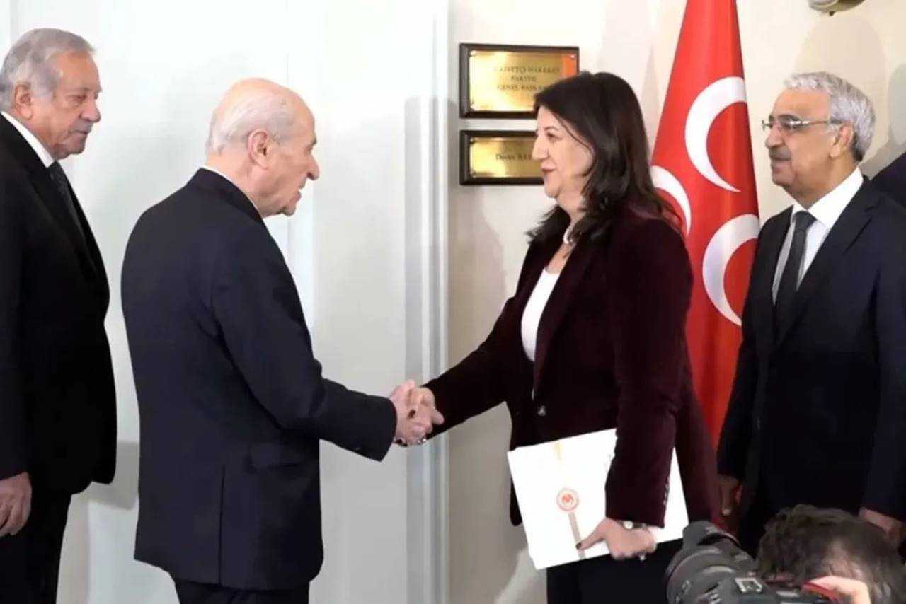 Bahçeli–DEM Heyeti Görüşmesinde Yeni Aşama Mesajı 1 Bahceli–DEM Heyeti Gorusmesinde Yeni Asama Mesaji 2