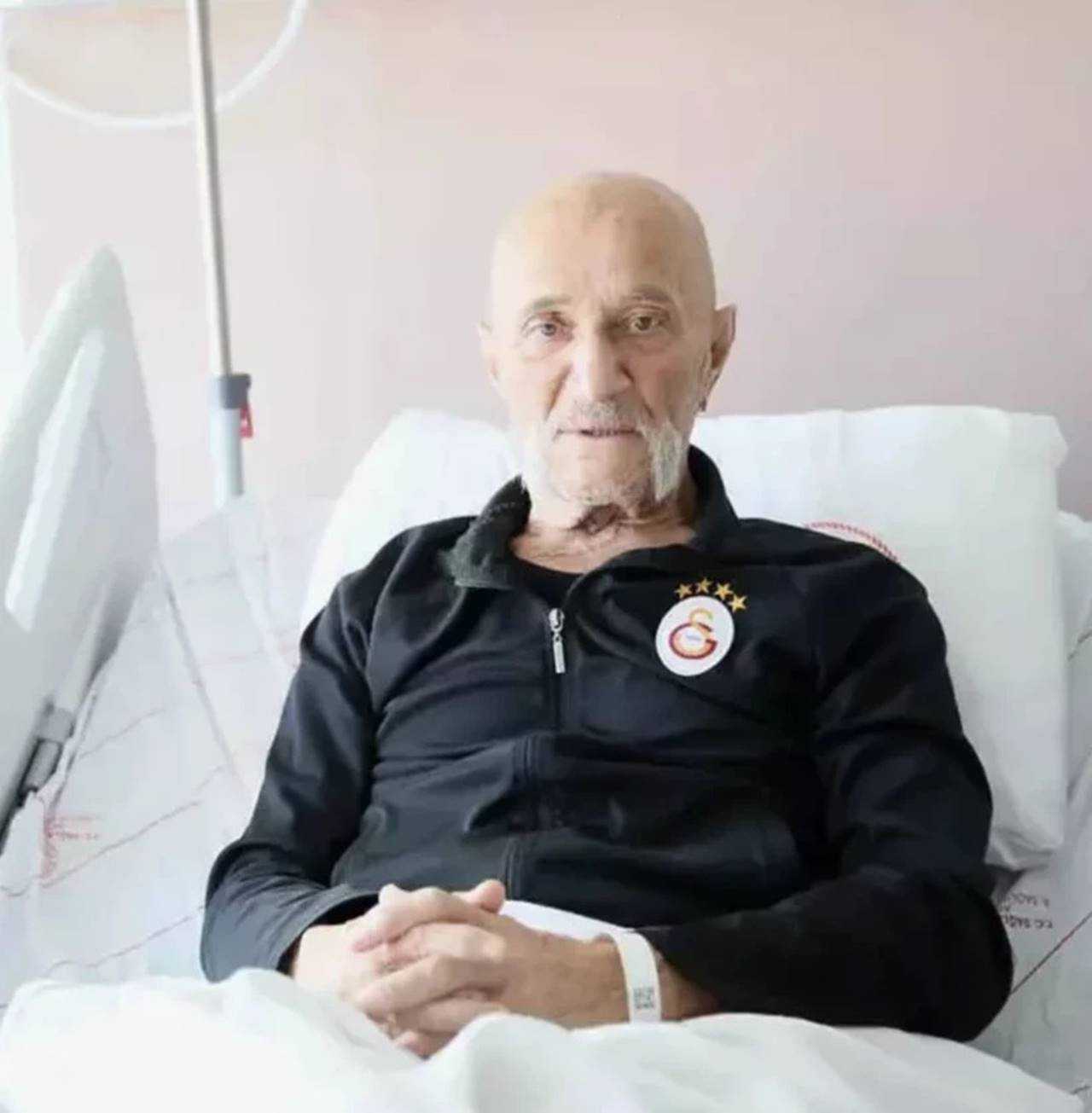 Coşkun Göğen Sağlık ve Yalnızlıkla Mücadele Ediyor 4 Coskun Gogen Saglik ve Yalnizlikla Mucadele Ediyor 5