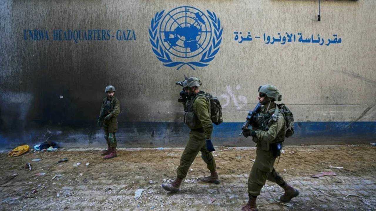 İsrail’den Şok Hamle: UNRWA Merkezine Baskın 1 Israilden Sok Hamle UNRWA Merkezine Baskin 2