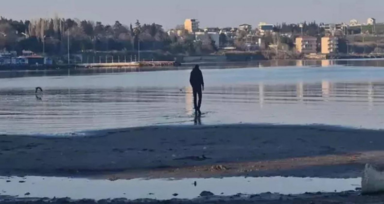 Marmara Ereğlisi’nde Deniz 20 Metre Geri Çekildi