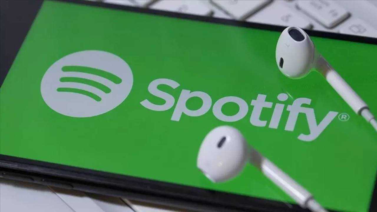 Spotify Wrapped 2025: Global ve Türkiye Listeleri Şaşırtıyor 1 Spotify Wrapped 2025 Global ve Turkiye Listeleri Sasirtiyor 2