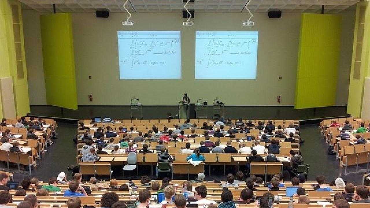 Üniversitelerde Dönüm Noktası: Lisans Eğitimi 3 Yıla İniyor 3 Universitelerde Donum Noktasi Lisans Egitimi 3 Yila Iniyor 4