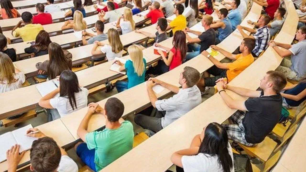 Üniversitelerde Dönüm Noktası: Lisans Eğitimi 3 Yıla İniyor 4 Universitelerde Donum Noktasi Lisans Egitimi 3 Yila Iniyor 5