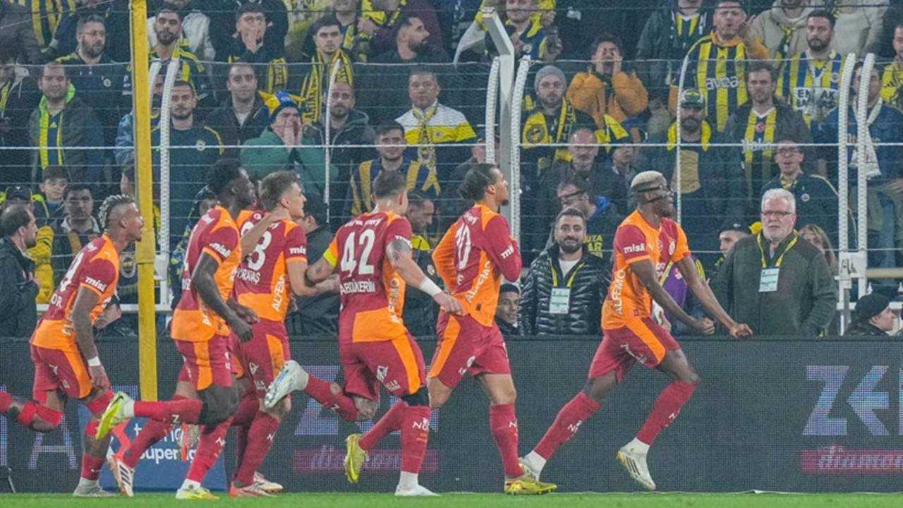 Zirvede Gerilim: Fenerbahçe 1-1 Galatasaray 1 Zirvede Gerilim Fenerbahce 1 1 Galatasaray 2