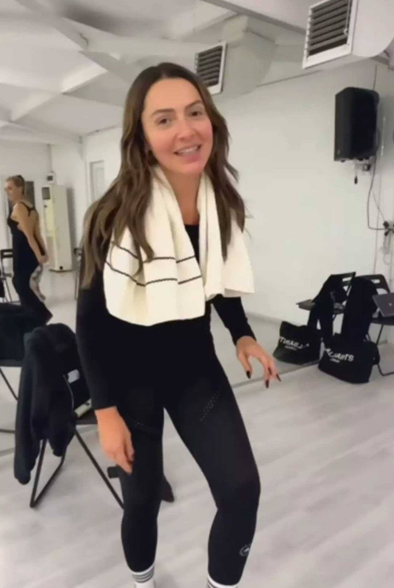 Doğallık Cesareti: Hadise Sosyal Medyayı İkiye Böldü 4 Dogallik Cesareti Hadise Sosyal Medyayi Ikiye Boldu 5