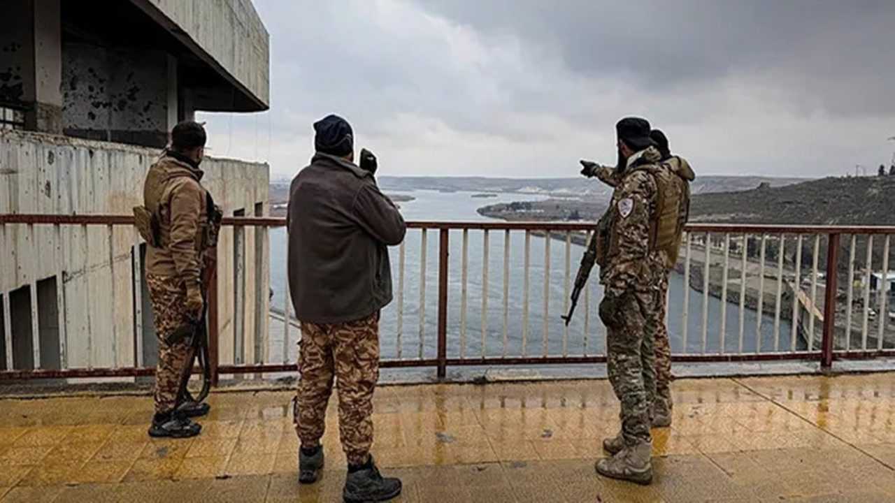 Fırat’ın Doğusunda Kritik Dönemeç: YPG Geri Çekiliyor 1 Firatin Dogusunda Kritik Donemec YPG Geri Cekiliyor 2