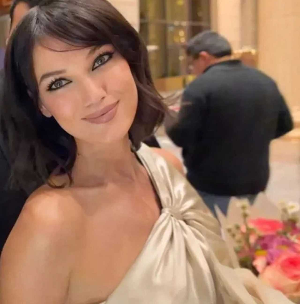 Pınar Deniz’in Yeni İmajı Lavanta Halıya Damga Vurdu 4 Pinar Denizin Yeni Imaji Lavanta Haliya Damga Vurdu 5
