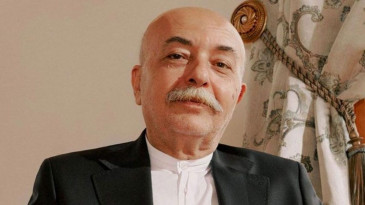 Settar Tanrıöğen Ölümle Yarıştı: Kanayan Beyinle Çalıştı