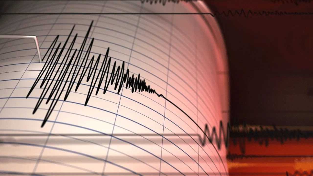 AFAD Duyurdu: Ege’de Deprem Korkuttu 2 AFAD Duyurdu Egede Deprem Korkuttu 3