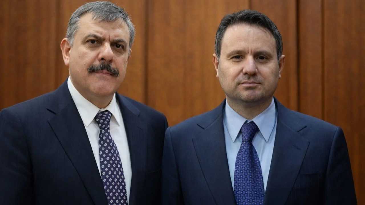 Adalet Bakanlığı’nda Yeni Dönem: Akın Gürlek Göreve Başladı 4 Adalet Bakanliginda Yeni Donem Akin Gurlek Goreve Basladi 5