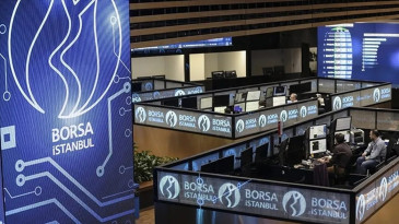 BIST 100 Rekor Kapatmanın Ardından Bugün Hafif Geriledi