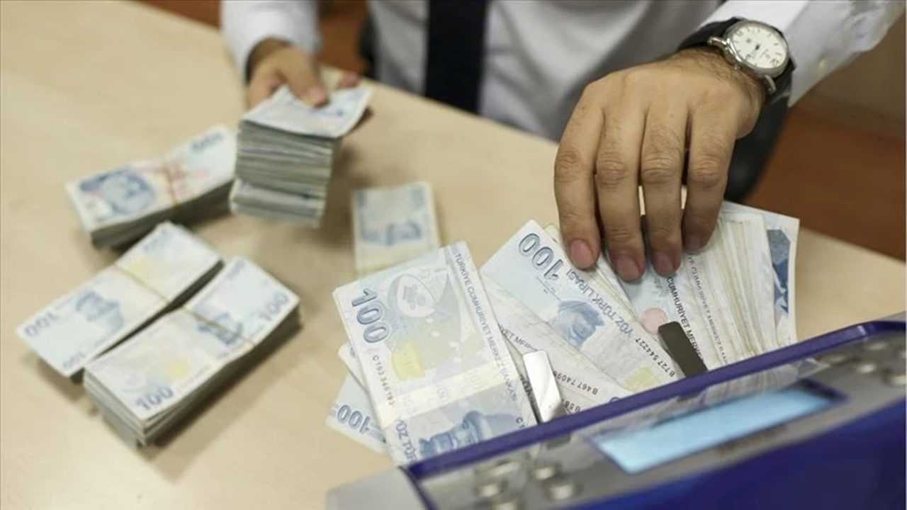 Emekliye Bayram Ikramiyesi Artiyor 6 Bin TL Ihtimali 6