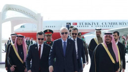 Erdoğan Riyad’da: Veliaht Prens Selman ile Kritik Görüşme