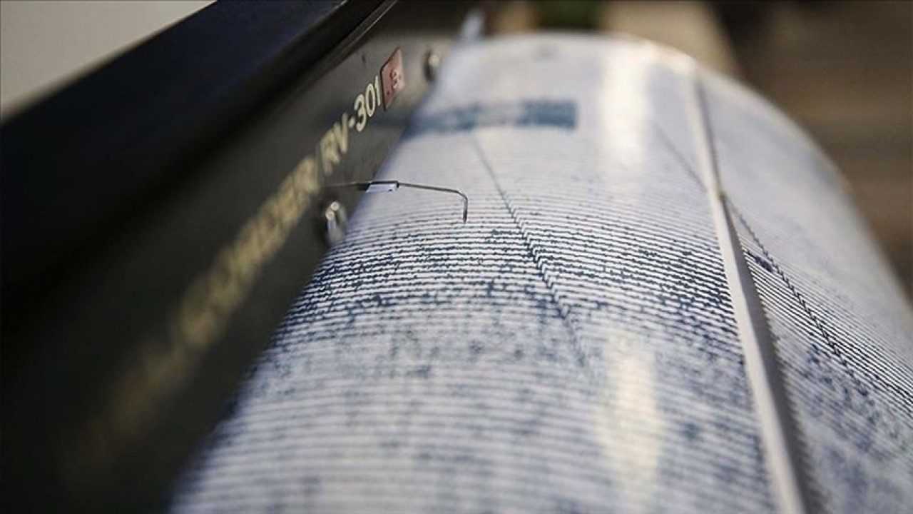 Erzincan’da Deprem Korkuttu, Can ve Mal Kaybı Yok 2 Erzincanda Deprem Korkuttu Can ve Mal Kaybi Yok 3