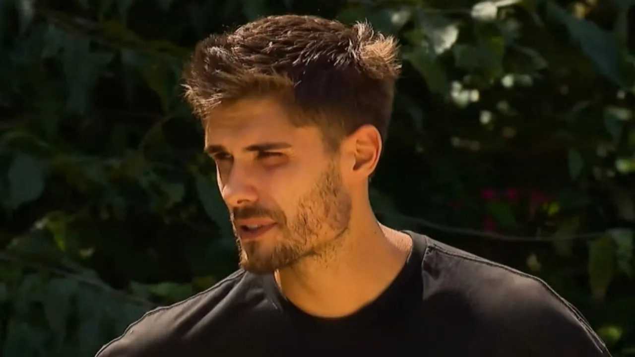 Gözaltı Şoku! Barış Murat Yağcı Survivor’a Geri Döndü 1 Gozalti Soku Baris Murat Yagci Survivora Geri Dondu 2