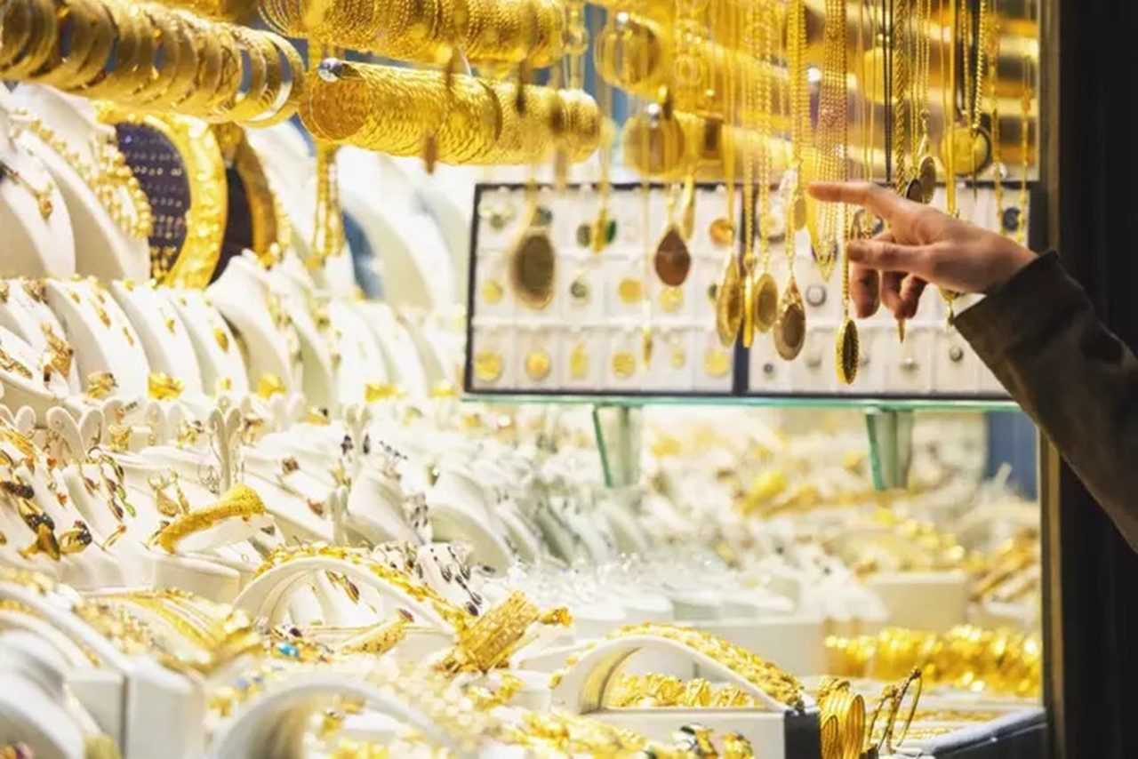 Piyasalarda Belirsizlik, Altın Fiyatları Dalgalanıyor 6 Piyasalarda Belirsizlik Altin Fiyatlari Dalgalaniyor 7