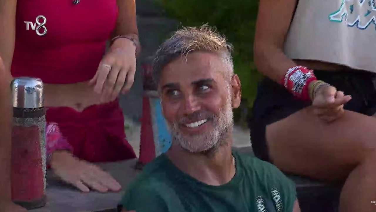 Survivor’da Kader Gecesi! Düello Sonrası Doğuş Elendi 11 Survivorda Kader Gecesi Duello Sonrasi Dogus Elendi 12