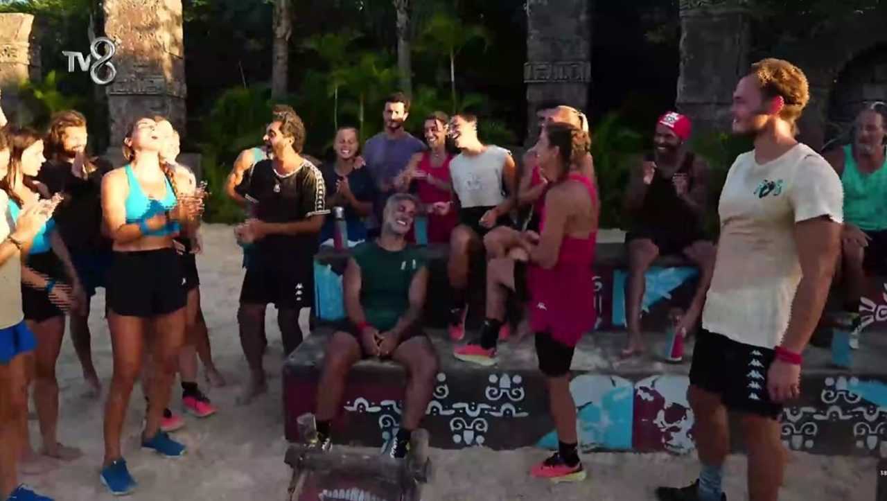 Survivor’da Kader Gecesi! Düello Sonrası Doğuş Elendi 12 Survivorda Kader Gecesi Duello Sonrasi Dogus Elendi 13