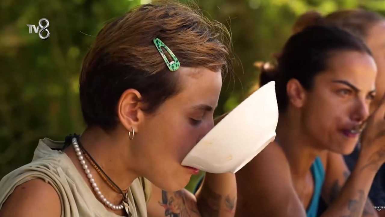Survivor’da Kader Gecesi! Düello Sonrası Doğuş Elendi 6 Survivorda Kader Gecesi Duello Sonrasi Dogus Elendi 7