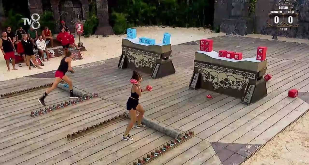Survivorda Kader Gecesi Odul Duello ve Sok Ayrilik 11