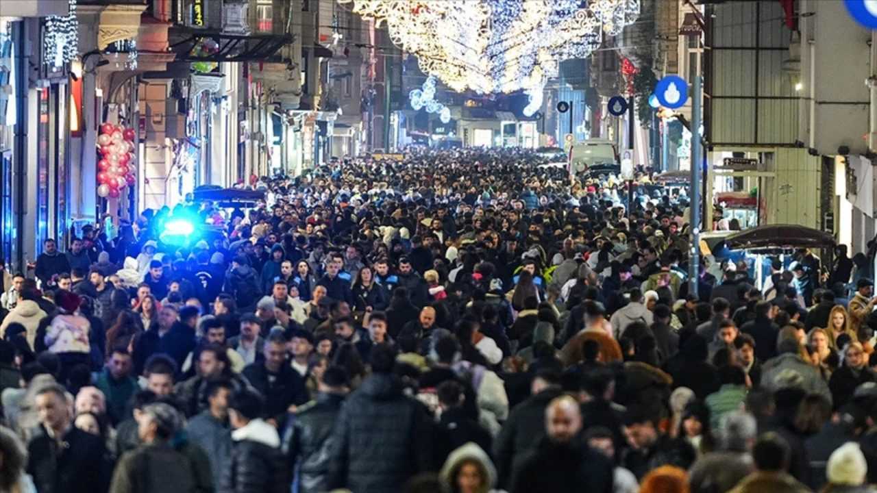 Türkiye’nin Nüfus Fotoğrafı: Yaşlanan Ülke, Taşan Kentler 3 Turkiyenin Nufus Fotografi Yaslanan Ulke Tasan Kentler 4