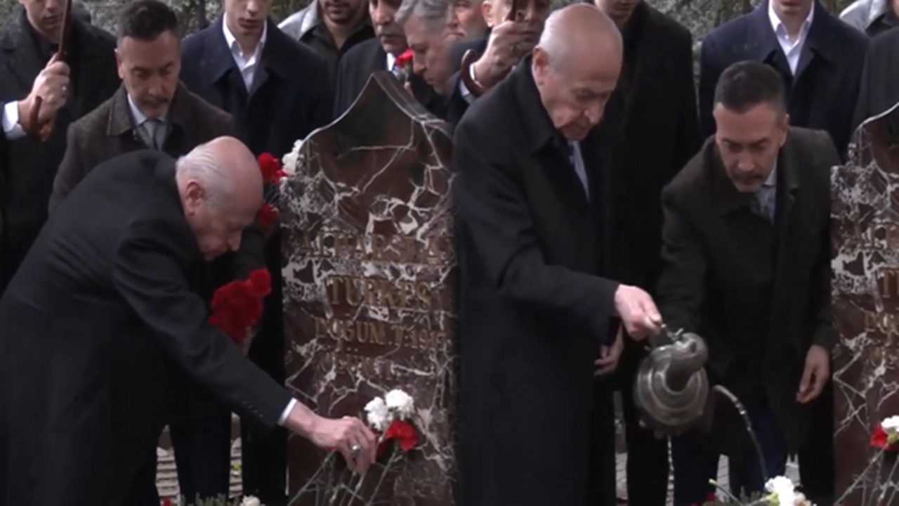 Bahçeli’den Siyasete Mesaj: Birlik Olursak Türkiye Kazanır 1 Bahceliden Siyasete Mesaj Birlik Olursak Turkiye Kazanir 2