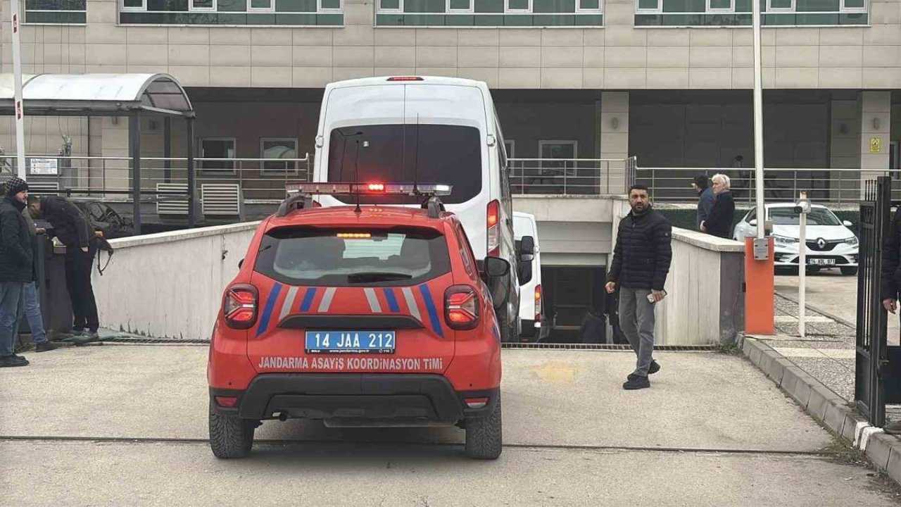 Bolu Belediyesi’ne Yolsuzluk Darbesi: 13 Gözaltı 3 Bolu Belediyesine Yolsuzluk Darbesi 13 Gozalti 4