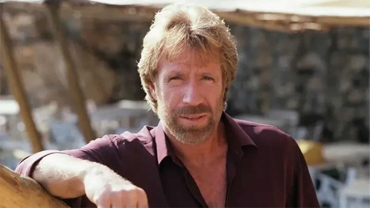 Chuck Norris Hayatını Kaybetti: Efsaneye Veda 5 Chuck Norris Hayatini Kaybetti Efsaneye Veda 6