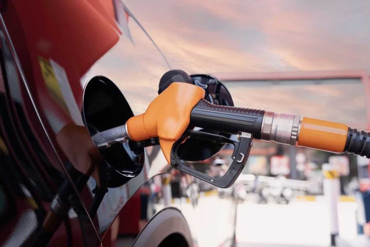 Hurmuz Bogazi Kapandi Petrol Rekor Kirdi 10