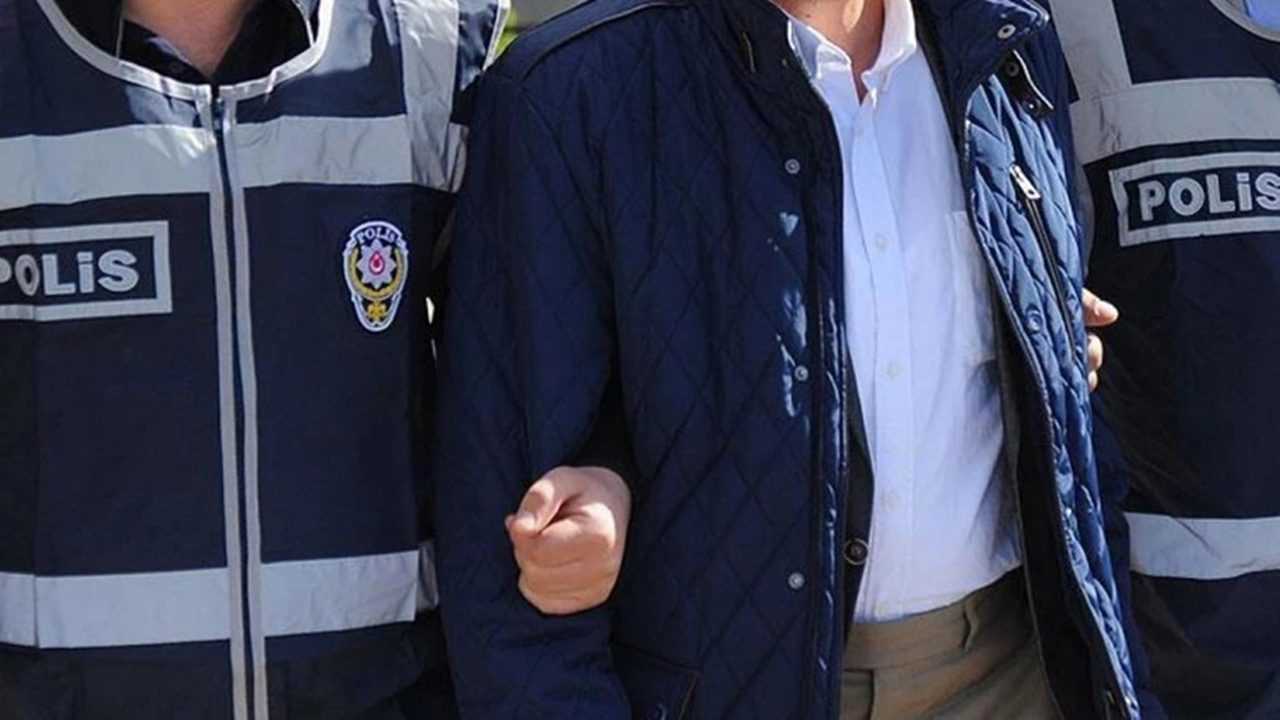 Okullarda Korku Sarmalı: Tehdit, Saldırı ve Tutuklamalar 1 Okullarda Korku Sarmali Tehdit Saldiri ve Tutuklamalar 2