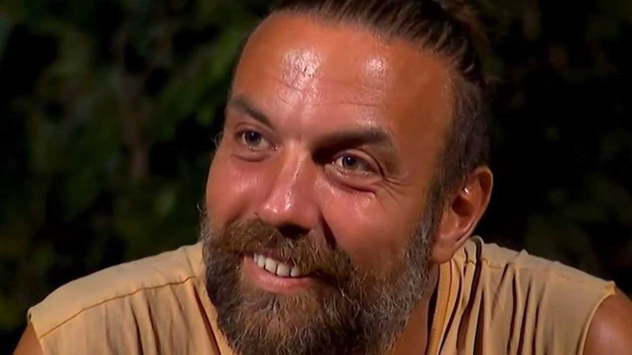 Survivor’da Aşk Krizi Büyüyor: Nefise Benim İçin Bitti Dedi 16 Survivorda Ask Krizi Buyuyor Nefise Benim Icin Bitti Dedi 17