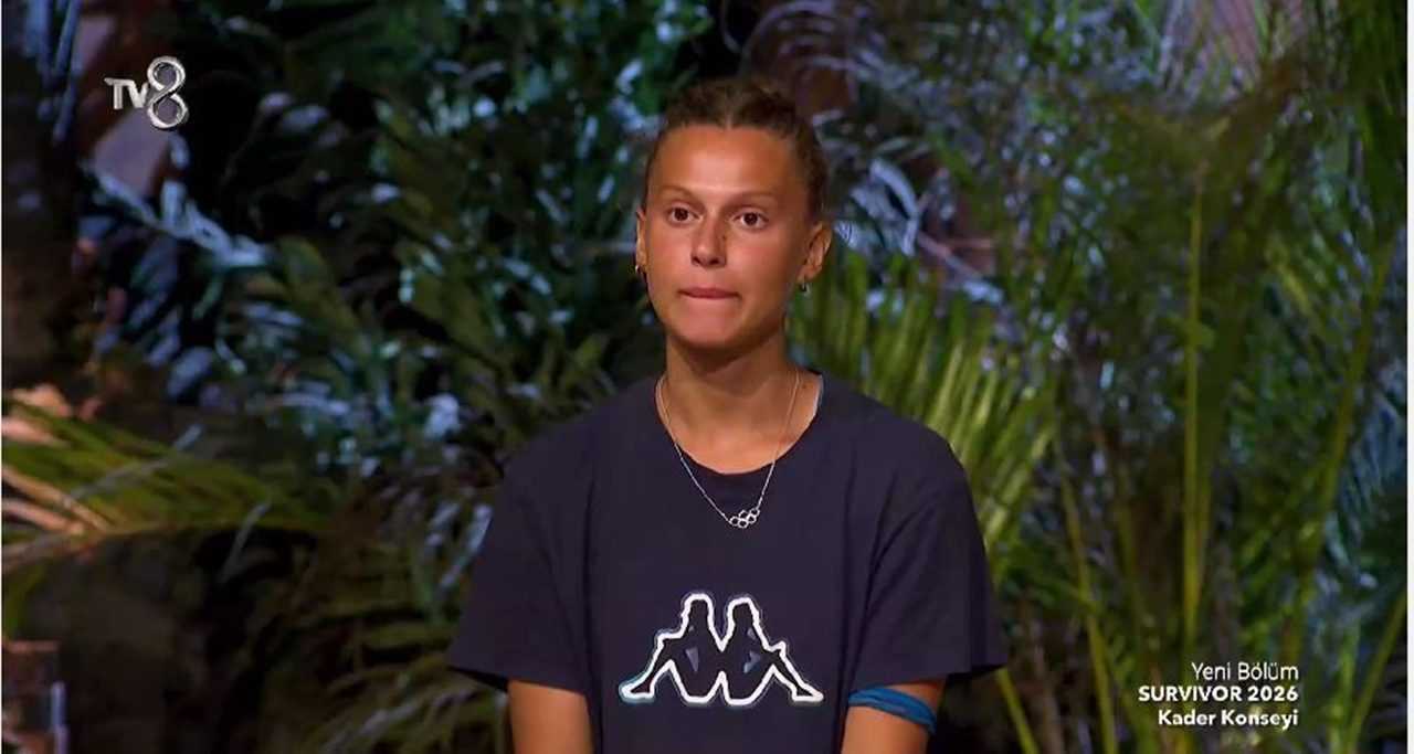 Survivorda Kavga Nefise Ile Nagihan Karsi Karsiya Geldi 17
