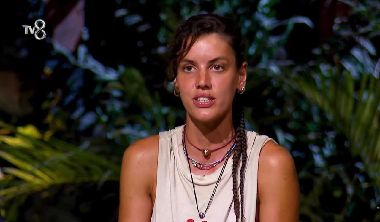 Survivorda Sok Unluler Kazandi Lina Elemede 12