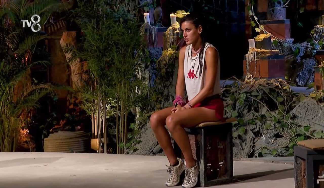 Survivorda Sok Unluler Kazandi Lina Elemede 13