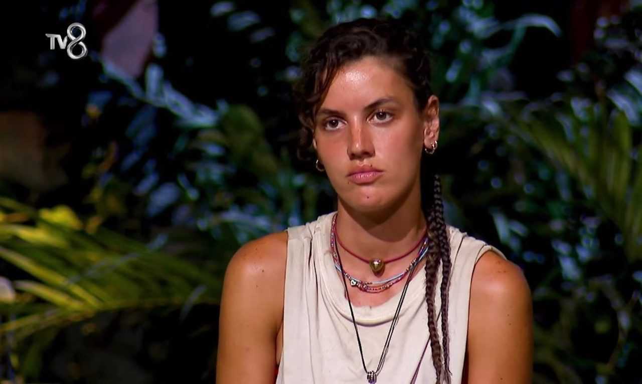 Survivorda Sok Unluler Kazandi Lina Elemede 14
