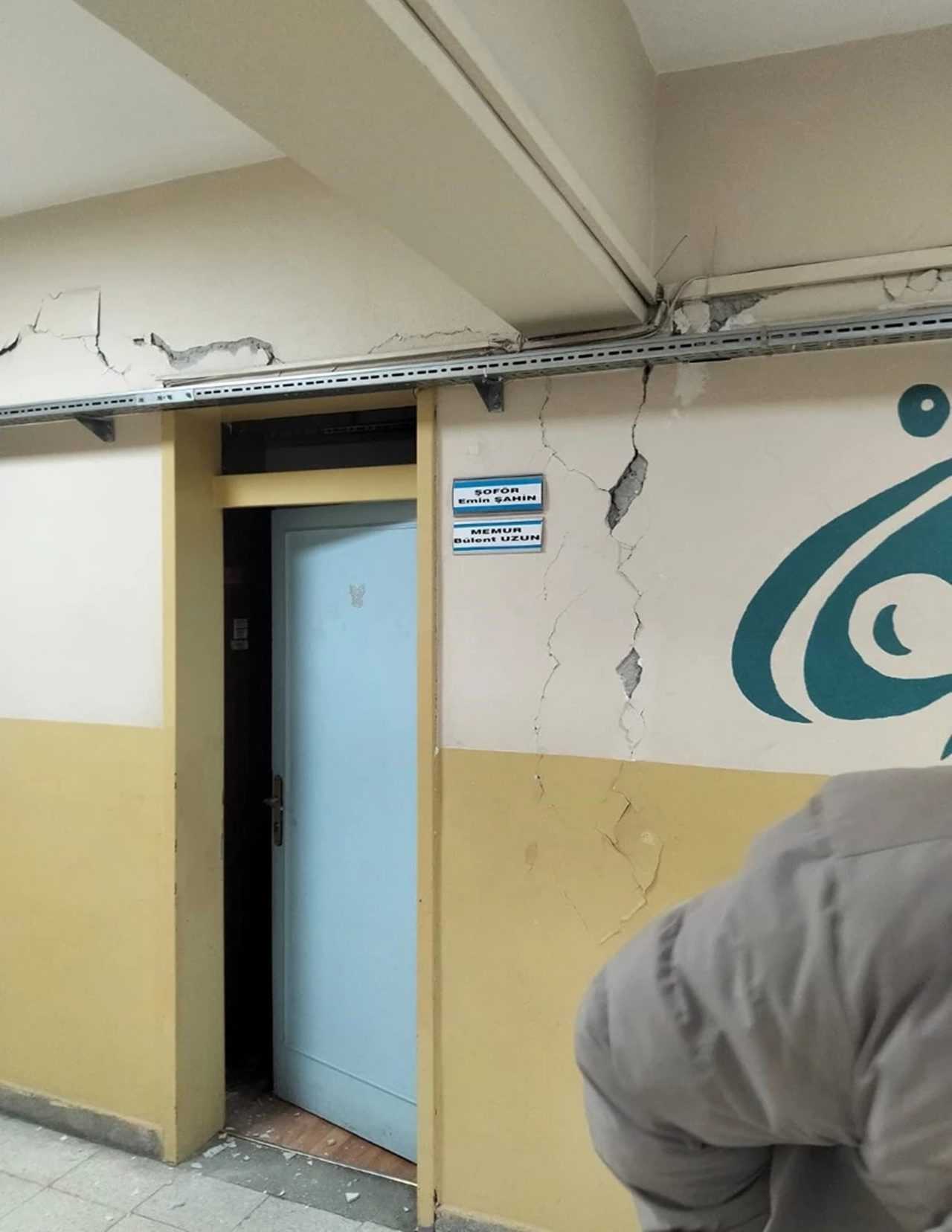Tokat’ta 5.5’lik Deprem Sonrası Eğitime Ara 3 Tokatta 5.5lik Deprem Sonrasi Egitime Ara 4