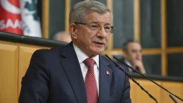 Davutoğlu’ndan 23 Nisan Mesajı ve Tartışmalı Yas Çağrısı