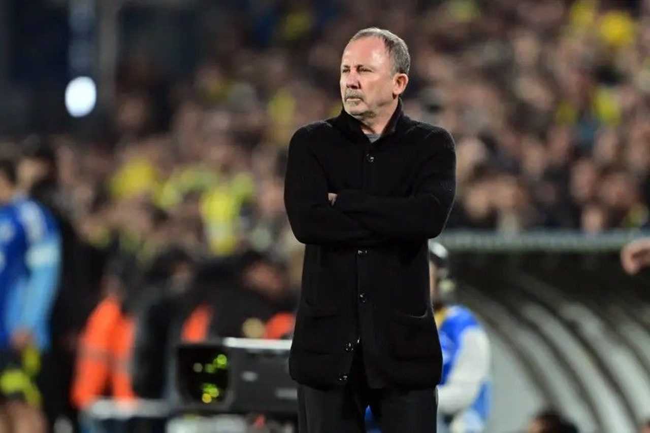 Fenerbahçe, Beşiktaş’ı Derbinin Son Nefesinde Devirdi 14 Fenerbahce Besiktasi Derbinin Son Nefesinde Devirdi 15