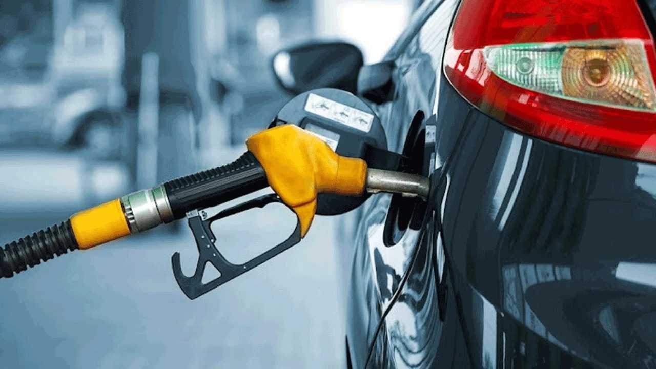 Motorinde Rekor Alarmı: Zam Dalgası Tabelaları Salladı 3 Motorinde Rekor Alarmi Zam Dalgasi Tabelalari Salladi 4