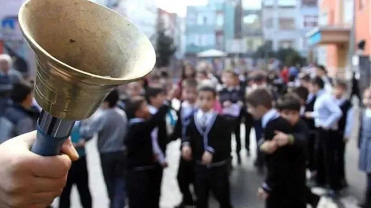 Okullarda Güvenlik Alarmı: Yeni Dönem Başladı 1 Okullarda Guvenlik Alarmi Yeni Donem Basladi 1