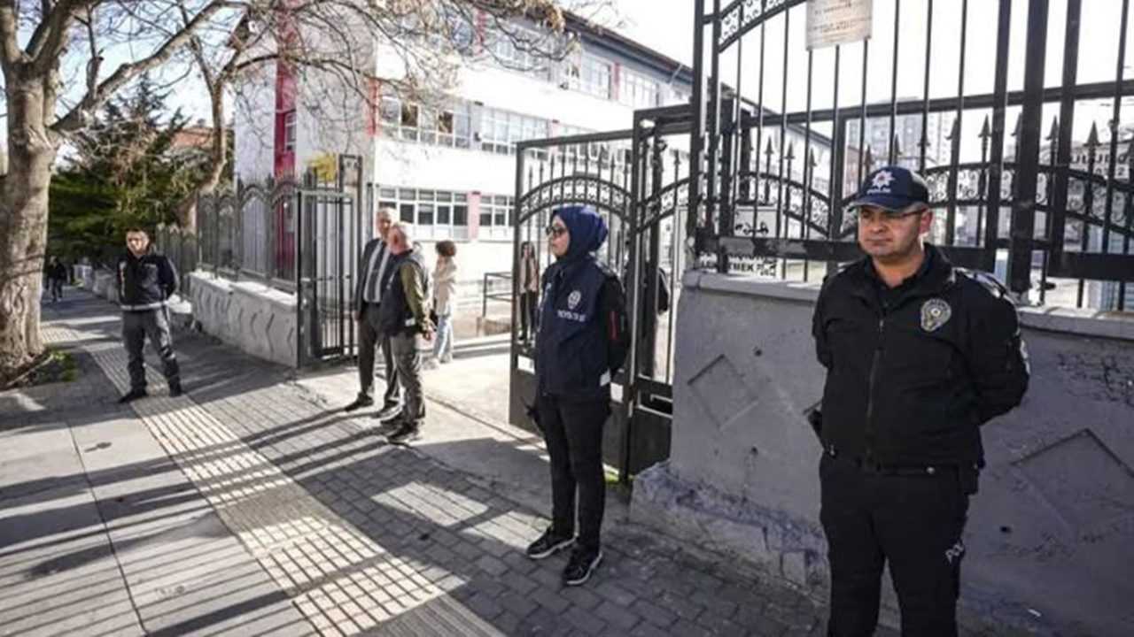 Okullarda Güvenlik Alarmı: Yeni Dönem Başladı 2 Okullarda Guvenlik Alarmi Yeni Donem Basladi 2